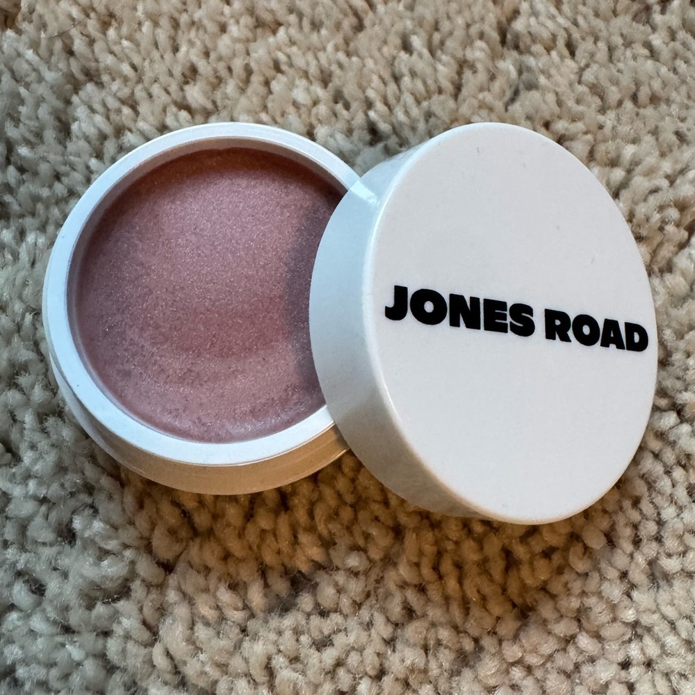 Jones Road Miracle Balm in Dusty Rose